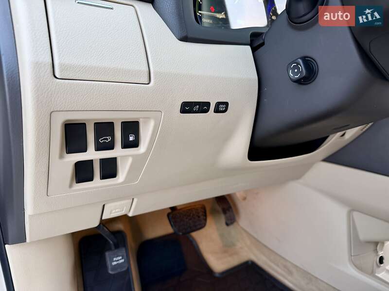 Позашляховик / Кросовер Lexus RX 2011 в Києві