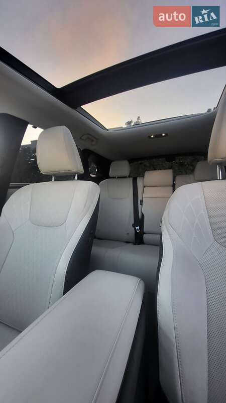 Внедорожник / Кроссовер Lexus RX 2023 в Ивано-Франковске