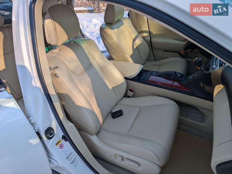 Внедорожник / Кроссовер Lexus RX 2011 в Ивано-Франковске