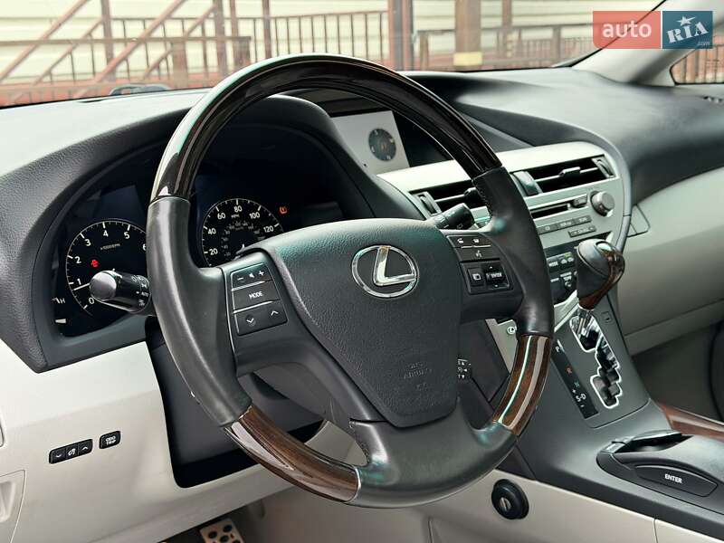 Внедорожник / Кроссовер Lexus RX 2010 в Одессе