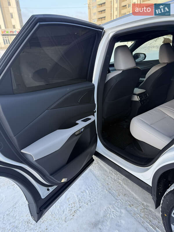 Позашляховик / Кросовер Lexus RX 2025 в Харкові фото 12 Позашляховик / Кросовер Lexus RX 2025 в Харкові