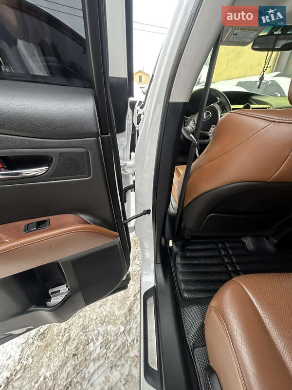 Внедорожник / Кроссовер Lexus RX 2014 в Коломые фото 24 Внедорожник / Кроссовер Lexus RX 2014 в Коломые