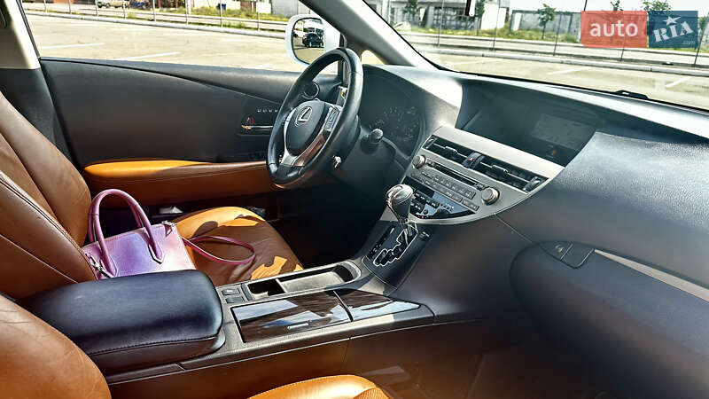 Внедорожник / Кроссовер Lexus RX 2014 в Одессе