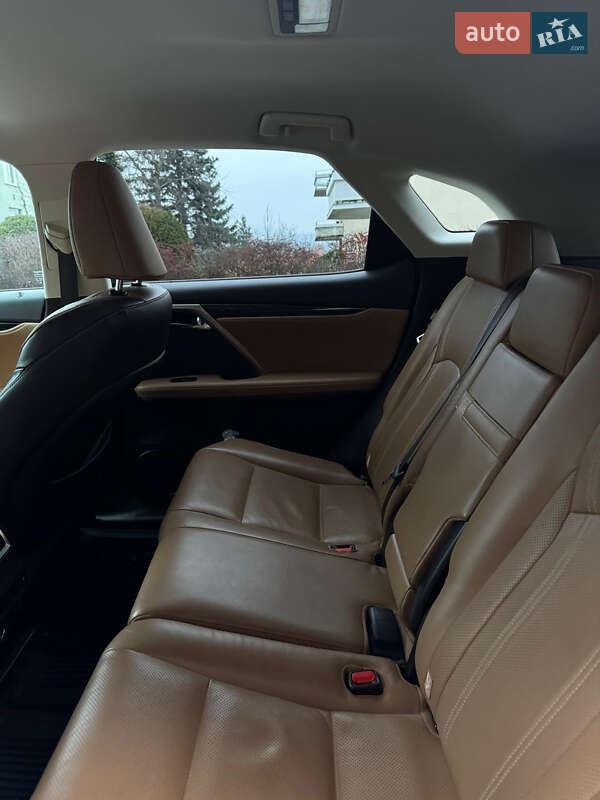 Позашляховик / Кросовер Lexus RX 2017 в Львові