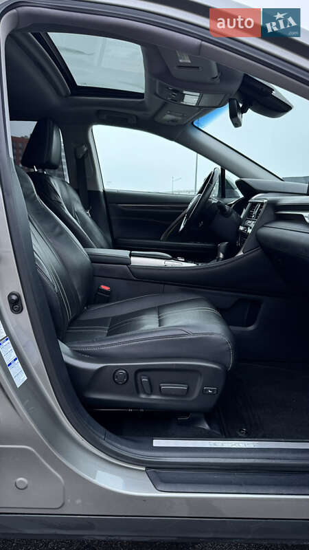 Позашляховик / Кросовер Lexus RX 2017 в Києві