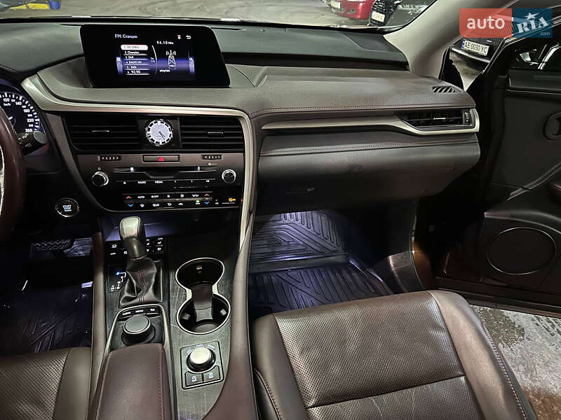 Позашляховик / Кросовер Lexus RX 2016 в Дніпрі фото 43 Позашляховик / Кросовер Lexus RX 2016 в Дніпрі