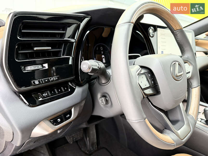 Позашляховик / Кросовер Lexus RX 2023 в Києві фото 23 Позашляховик / Кросовер Lexus RX 2023 в Києві