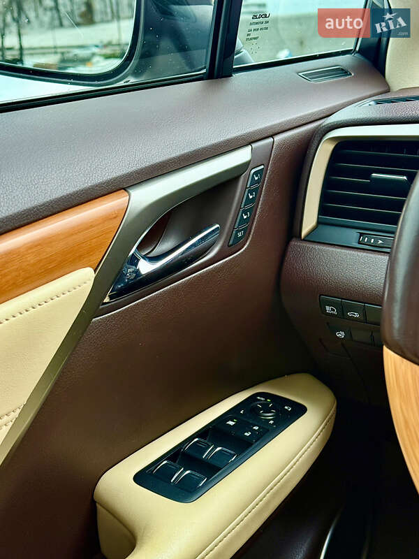 Внедорожник / Кроссовер Lexus RX 2016 в Киеве фото 19 Внедорожник / Кроссовер Lexus RX 2016 в Киеве