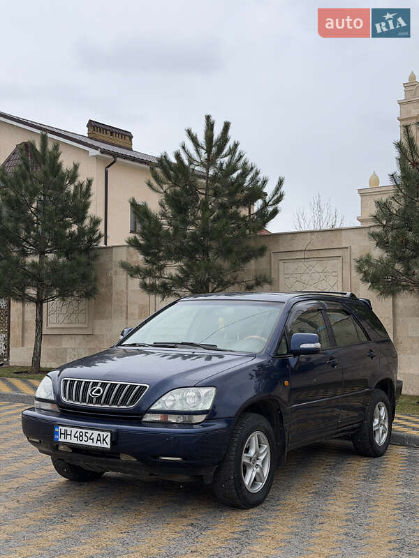 Позашляховик / Кросовер Lexus RX 2000 в Одесі