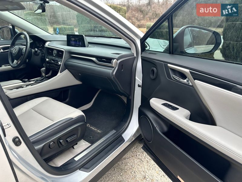 Внедорожник / Кроссовер Lexus RX 2016 в Днепре