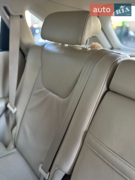 Внедорожник / Кроссовер Lexus RX 2011 в Киеве