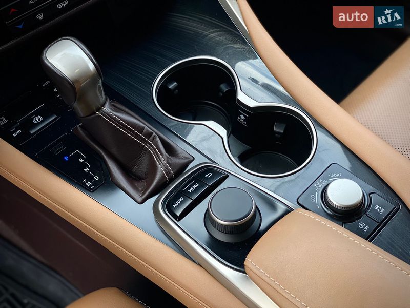 Позашляховик / Кросовер Lexus RX 2018 в Києві