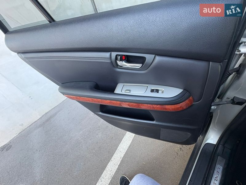 Внедорожник / Кроссовер Lexus RX 2004 в Киеве