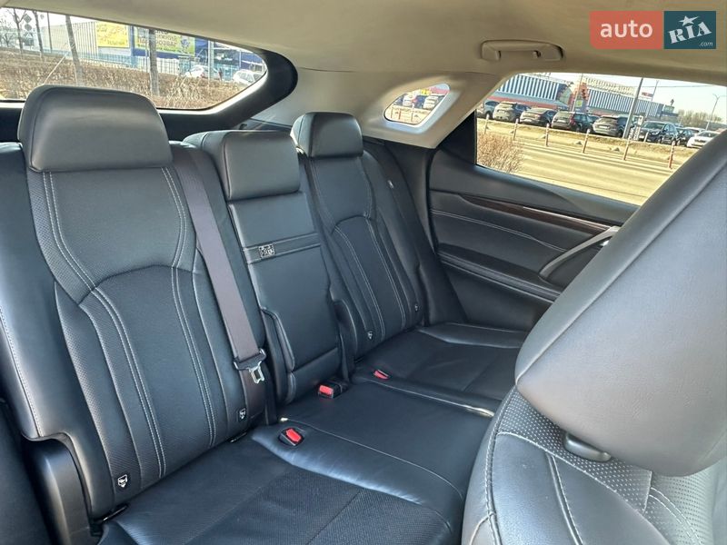 Позашляховик / Кросовер Lexus RX 2018 в Києві