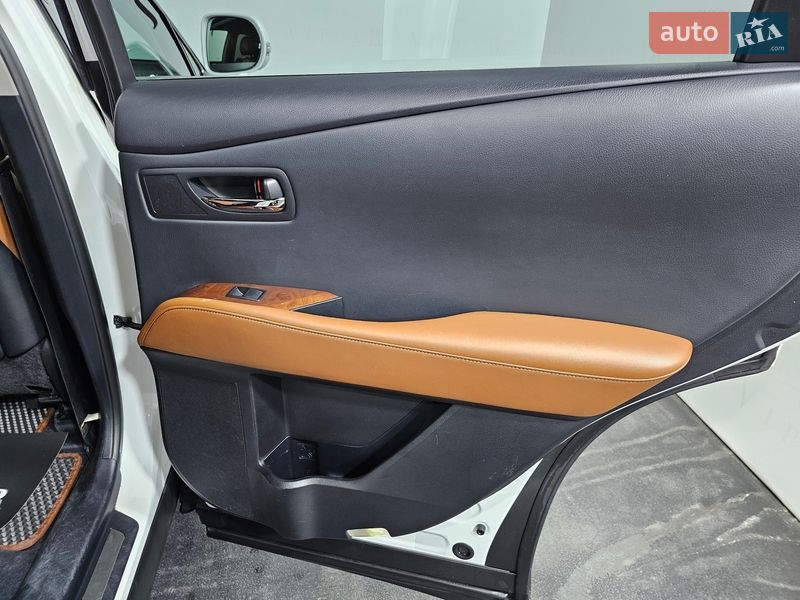 Внедорожник / Кроссовер Lexus RX 2013 в Киеве