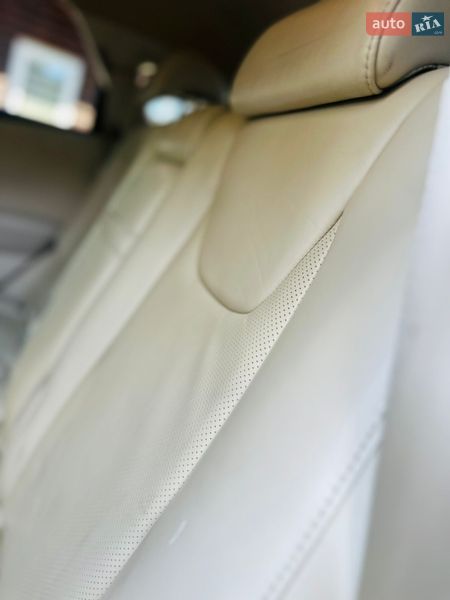 Внедорожник / Кроссовер Lexus RX 2010 в Солотвине