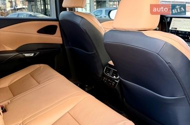 Внедорожник / Кроссовер Lexus RX 2024 в Киеве
