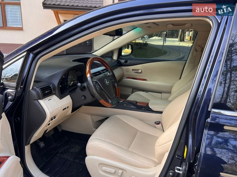 Позашляховик / Кросовер Lexus RX 2010 в Трускавці