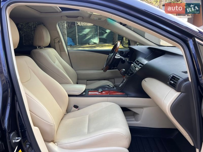 Позашляховик / Кросовер Lexus RX 2010 в Трускавці