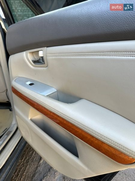 Внедорожник / Кроссовер Lexus RX 2005 в Харькове