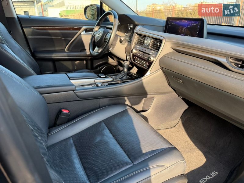 Позашляховик / Кросовер Lexus RX 2019 в Івано-Франківську