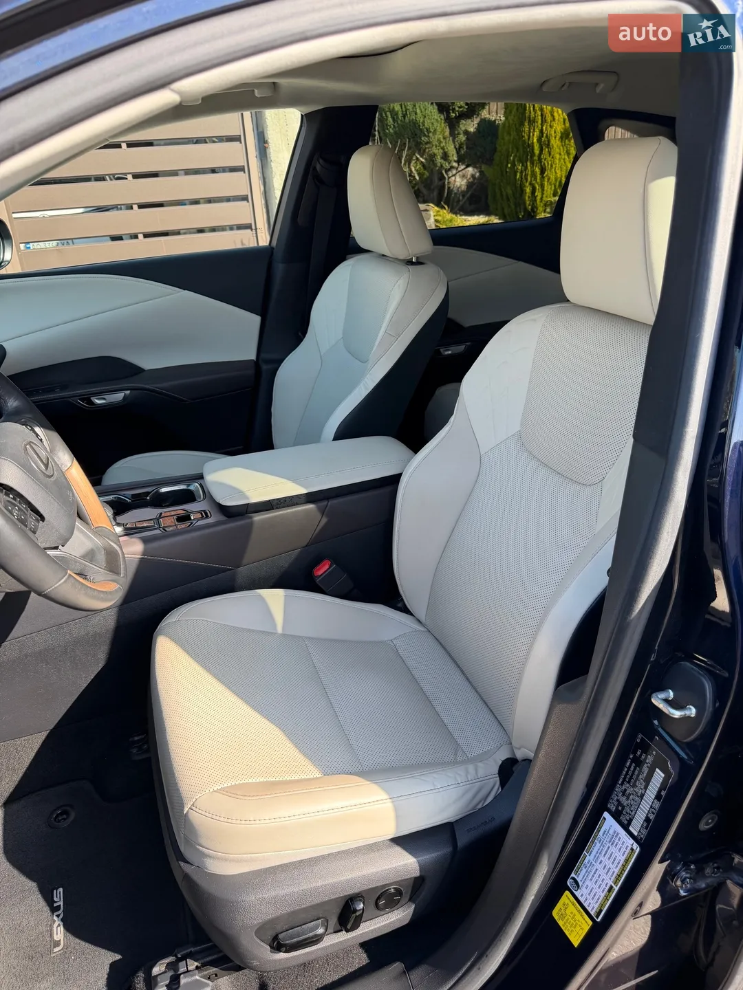 2023 Lexus RX - мініатюра 25