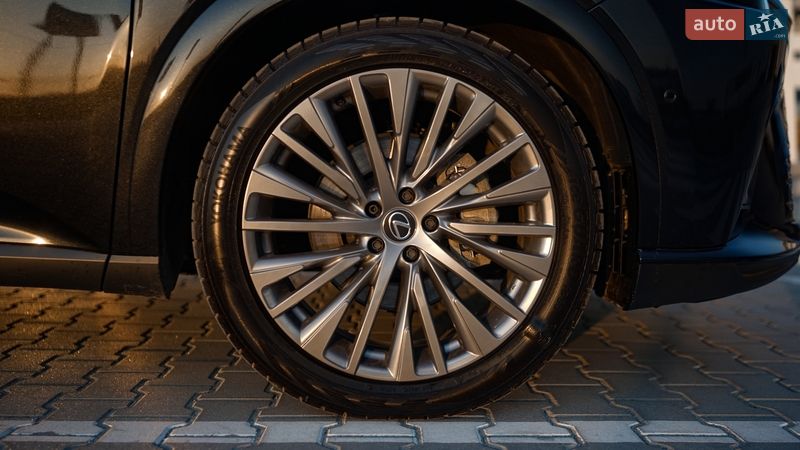 Внедорожник / Кроссовер Lexus RX 2024 в Львове