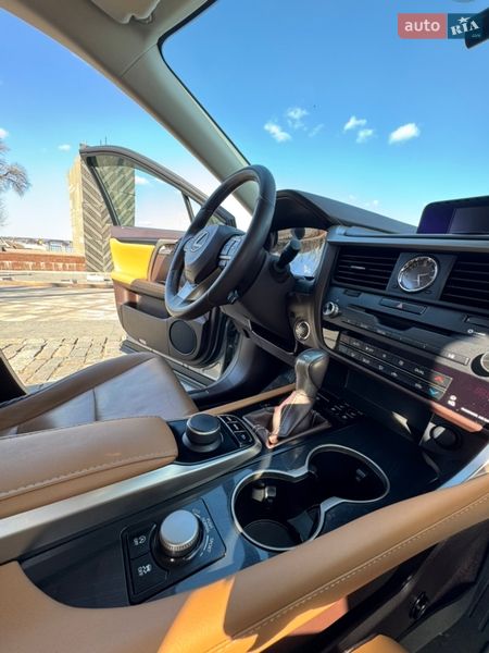 Внедорожник / Кроссовер Lexus RX 2018 в Киеве