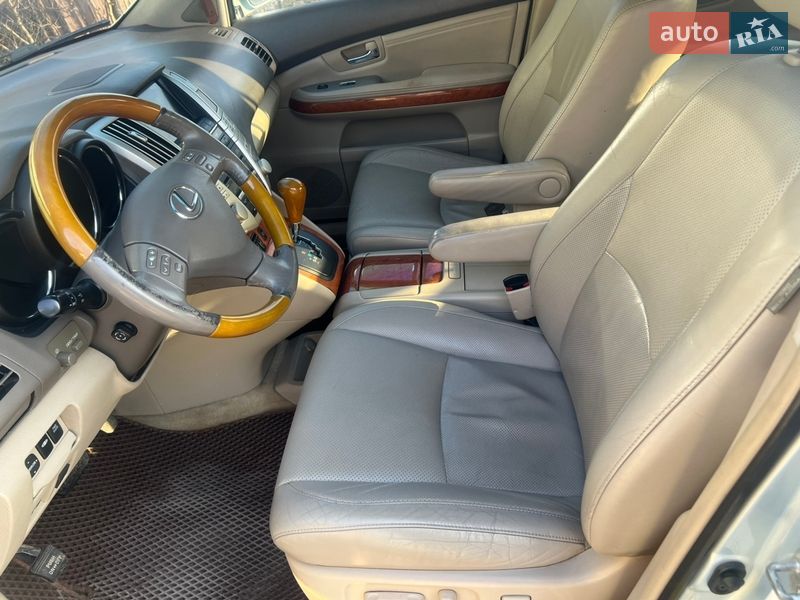 Позашляховик / Кросовер Lexus RX 2006 в Подільську