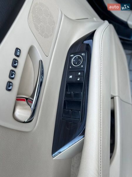 Позашляховик / Кросовер Lexus RX 2013 в Івано-Франківську