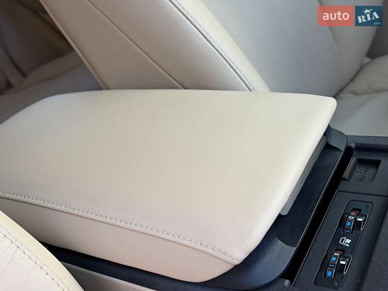 Позашляховик / Кросовер Lexus RX 2010 в Одесі