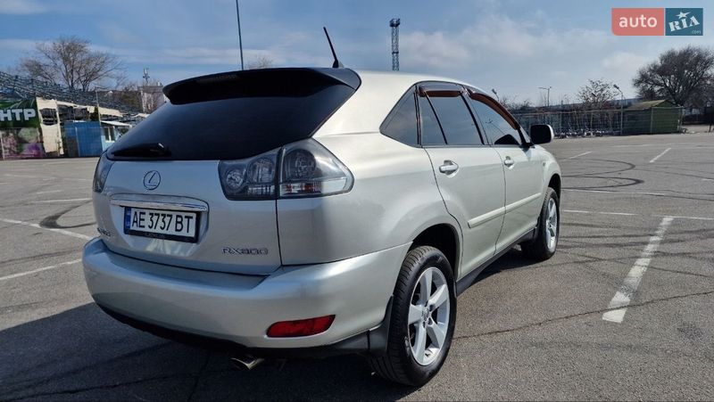 Внедорожник / Кроссовер Lexus RX 2004 в Днепре