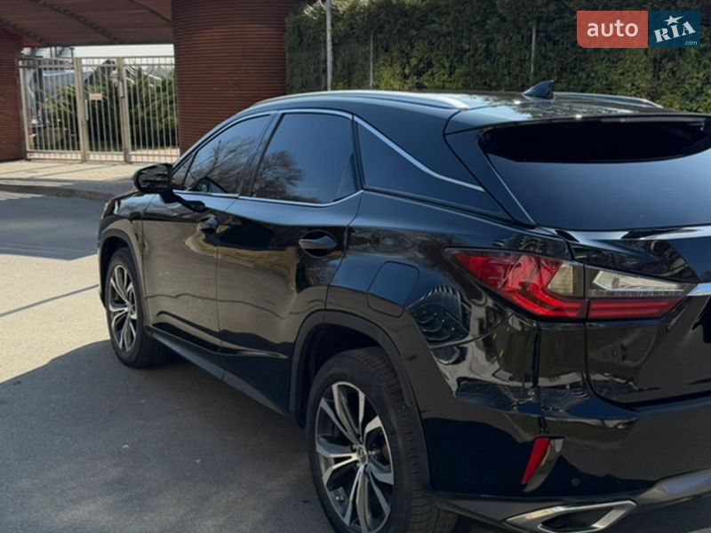 Внедорожник / Кроссовер Lexus RX 2016 в Киеве