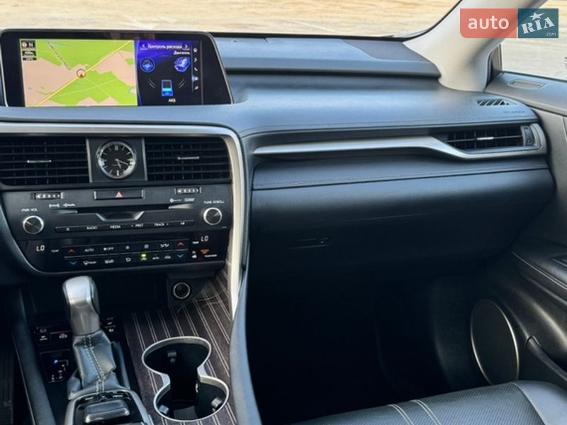 Позашляховик / Кросовер Lexus RX 2017 в Києві