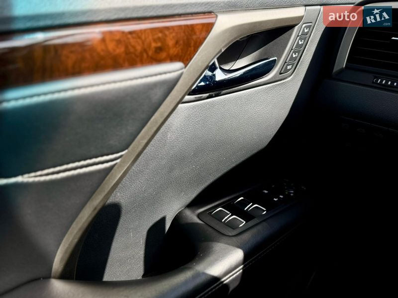 Позашляховик / Кросовер Lexus RX 2018 в Києві фото 11 Позашляховик / Кросовер Lexus RX 2018 в Києві