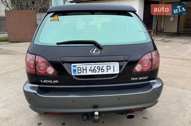 Внедорожник / Кроссовер Lexus RX 1999 в Белгороде-Днестровском