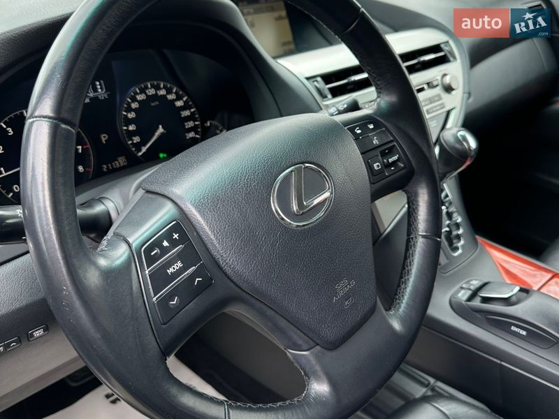 Позашляховик / Кросовер Lexus RX 2010 в Смілі