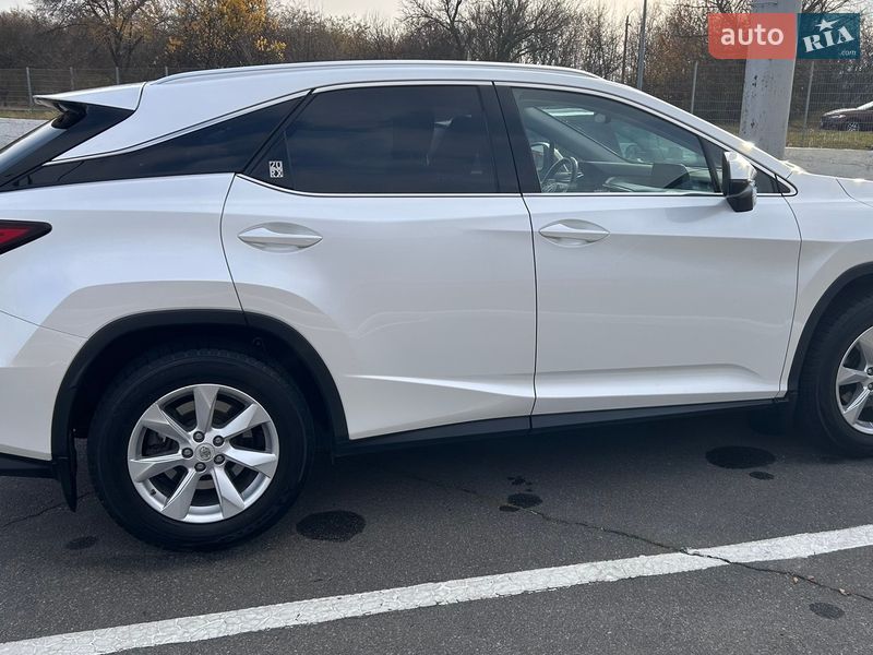 Позашляховик / Кросовер Lexus RX 2017 в Дніпрі