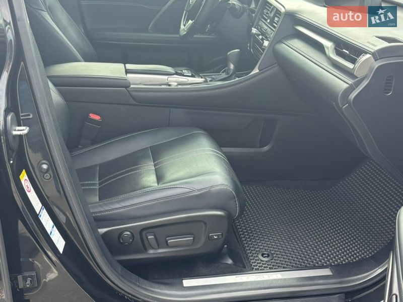 Внедорожник / Кроссовер Lexus RX 2019 в Одессе