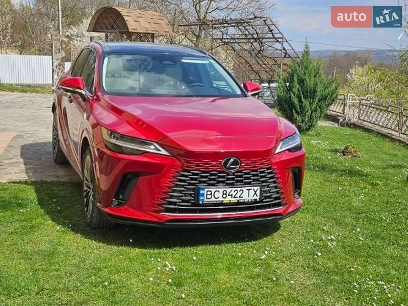 Позашляховик / Кросовер Lexus RX 2023 в Івано-Франківську