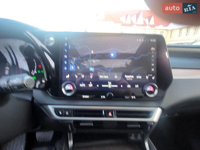 Позашляховик / Кросовер Lexus RX 2023 в Івано-Франківську