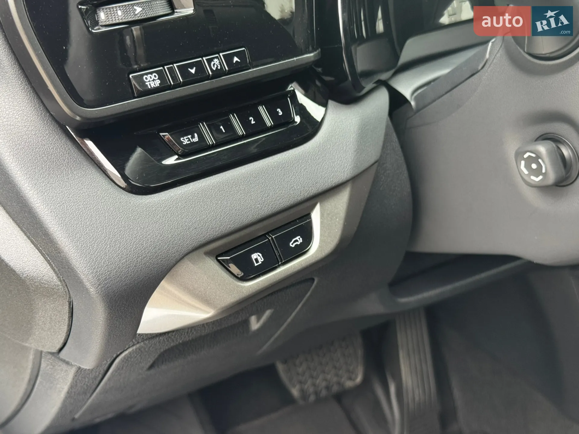 2023 Lexus RX - мініатюра 19