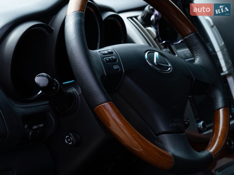 Внедорожник / Кроссовер Lexus RX 2004 в Полтаве