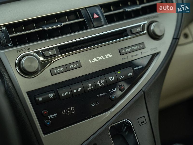 Внедорожник / Кроссовер Lexus RX 2015 в Черновцах