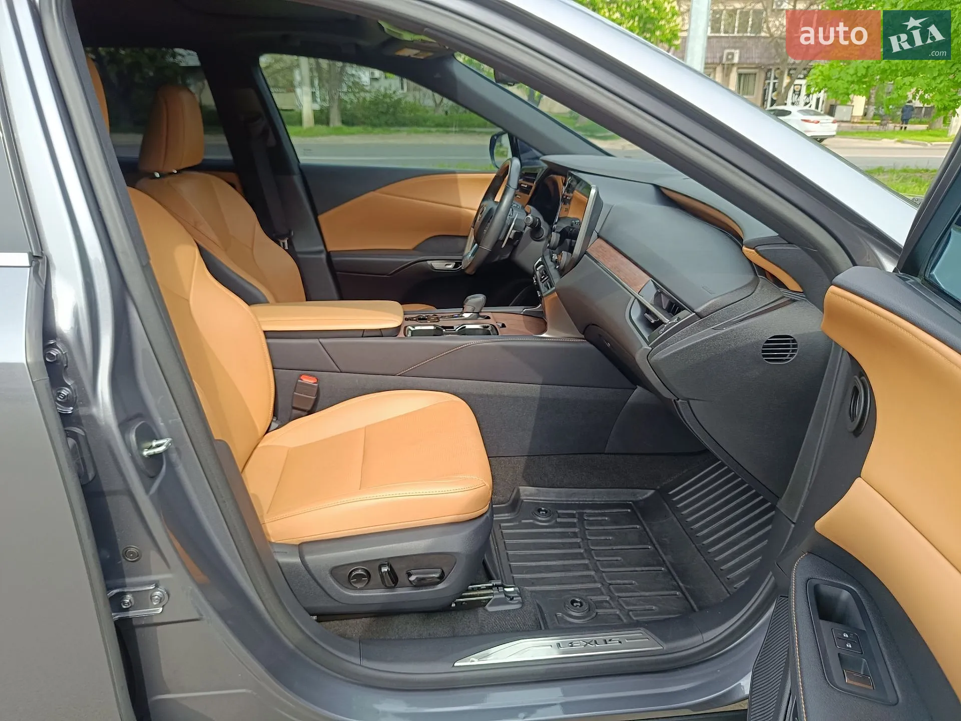 2023 Lexus RX - мініатюра 19