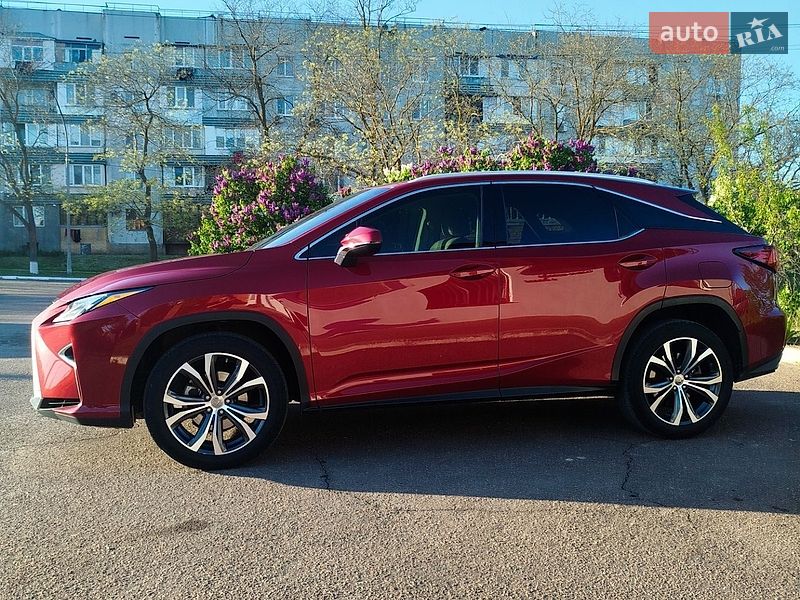 Внедорожник / Кроссовер Lexus RX 2017 в Теплодаре