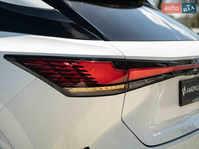 Позашляховик / Кросовер Lexus RX 2023 в Чернівцях