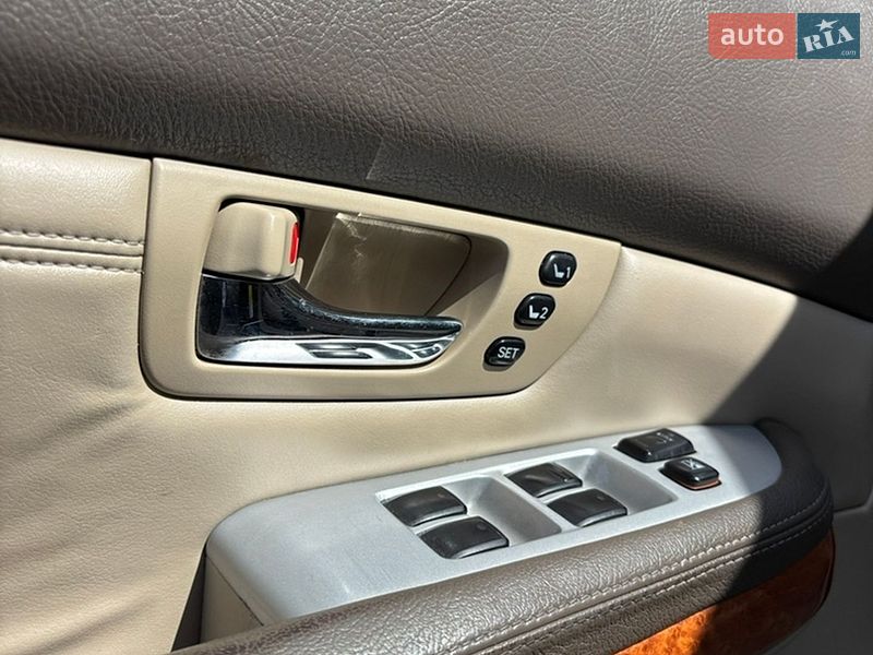 Внедорожник / Кроссовер Lexus RX 2005 в Львове