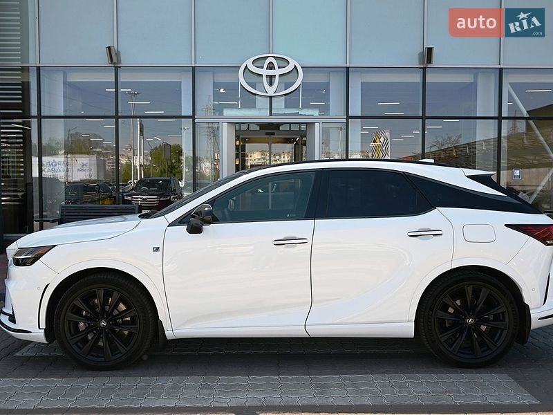 Позашляховик / Кросовер Lexus RX 2024 в Києві