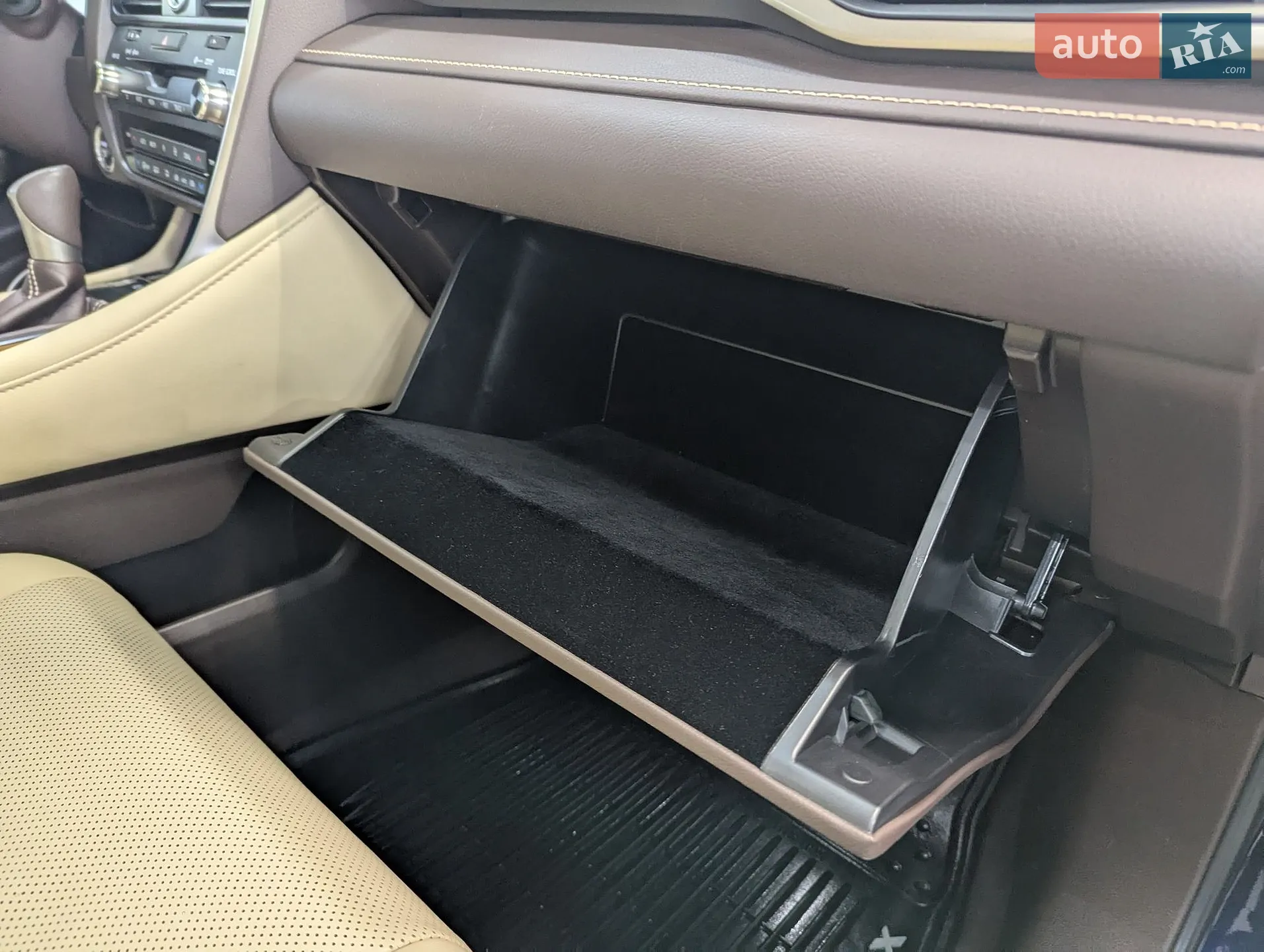 2019 Lexus RX - мініатюра 47